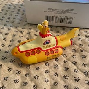 The Beatles Yellow Submarine Hallmark Keepsakes Christmas Ornament 2000 NIB!